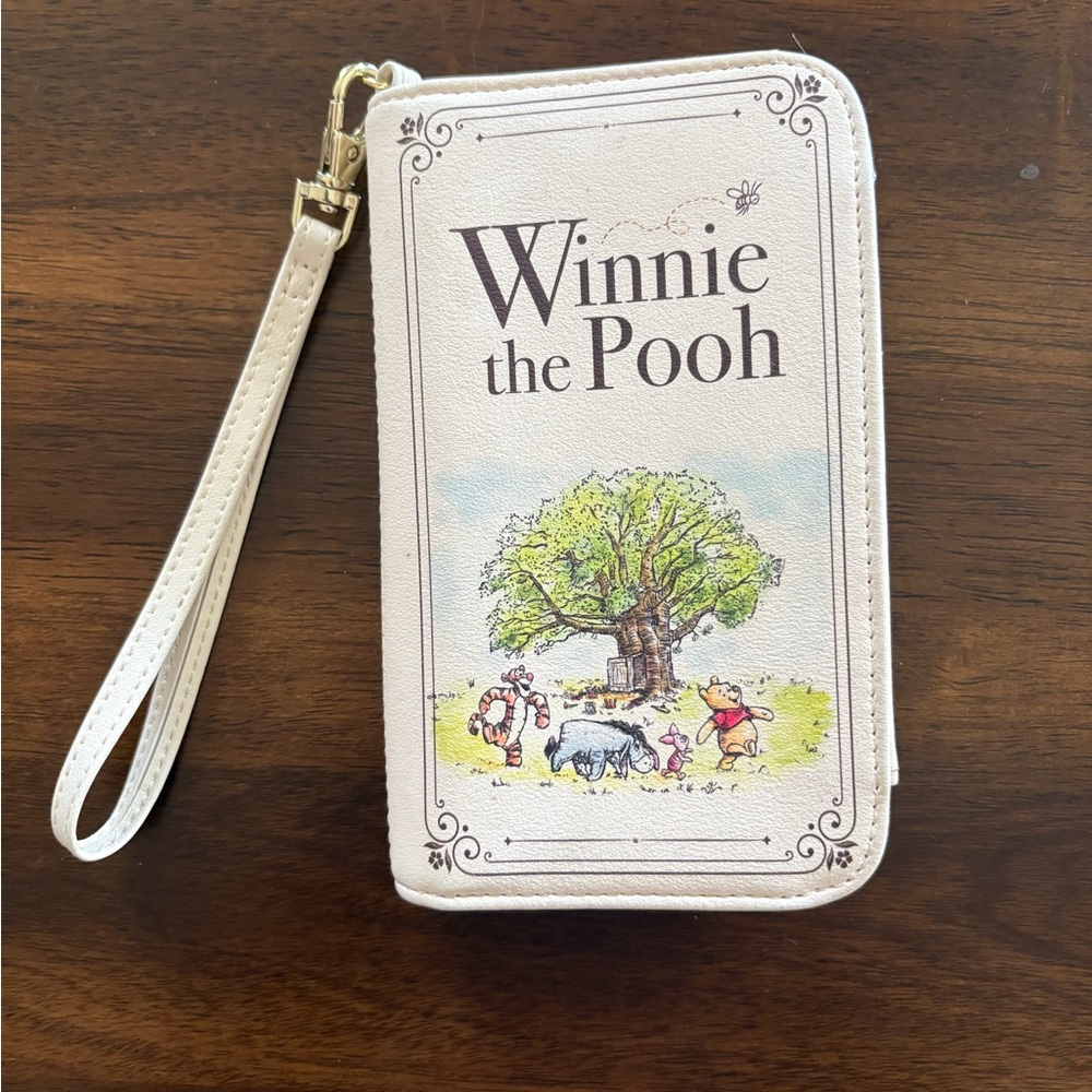 Winnie the Pooh Wristlet Wallet loungefly